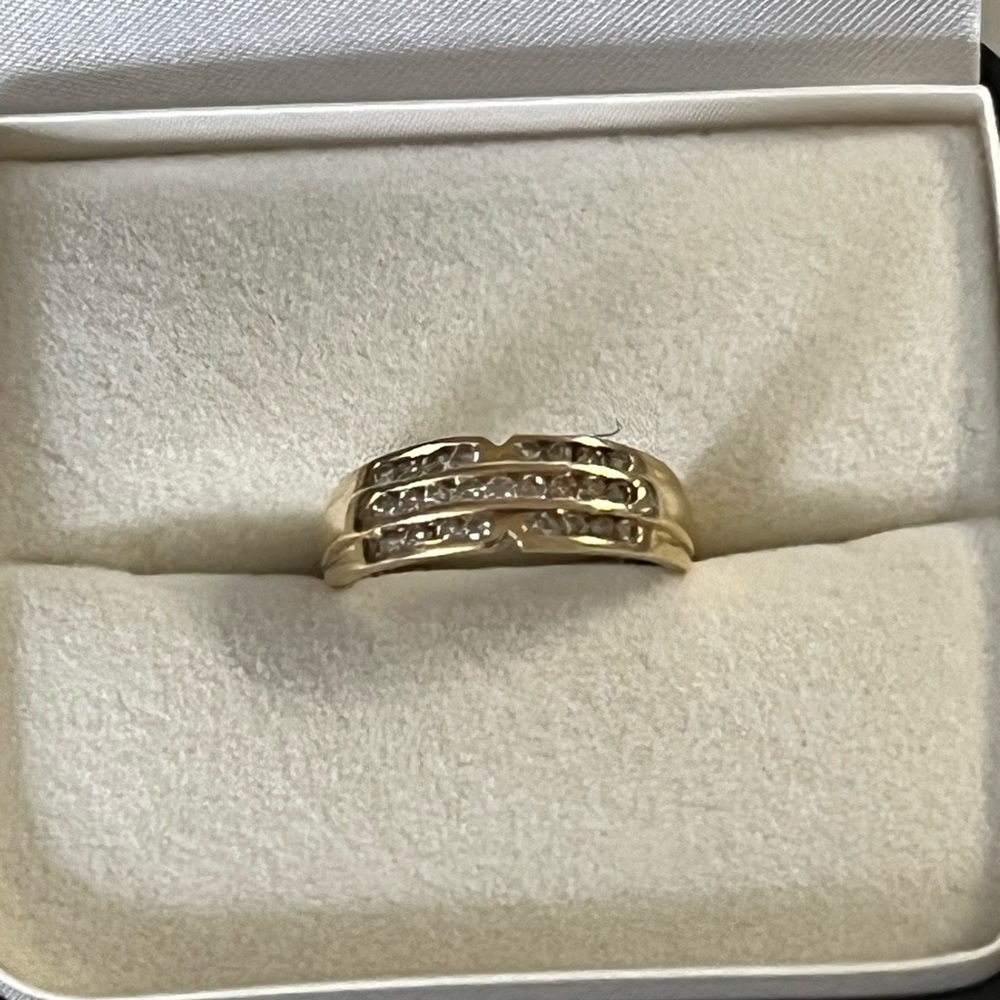 14k 3-Row 3/4 CT Diamond Band Ring - Picture 4 of 11
